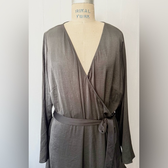 H&M BLACK SATIN WRAP MAXI ASYMMETRIC RUFFLE DRESS NWT - Picture 7 of 11